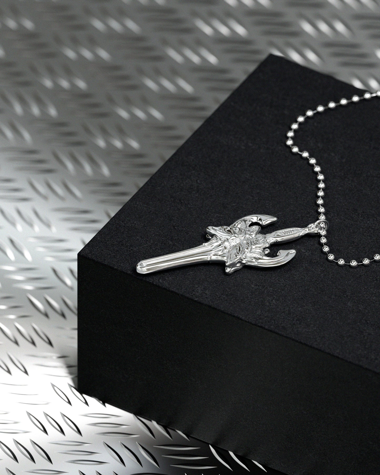 BUTTERFLY DAGGER S925 SILVER NECKLACE